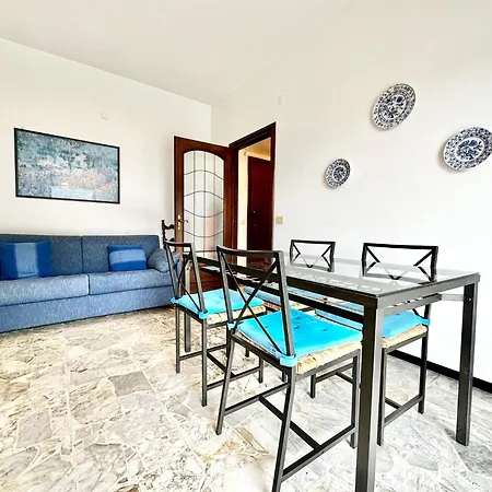 Hostdomus - Casa Eugenia Apartmán *